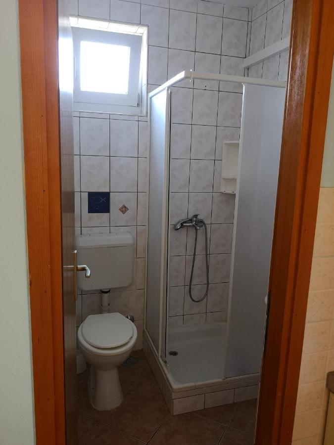Apartments With A Parking Space Lopar, Rab - 16680 מראה חיצוני תמונה