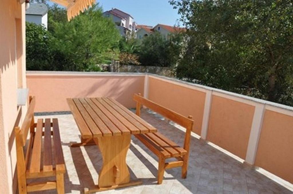 Apartments With A Parking Space Lopar, Rab - 16680 מראה חיצוני תמונה