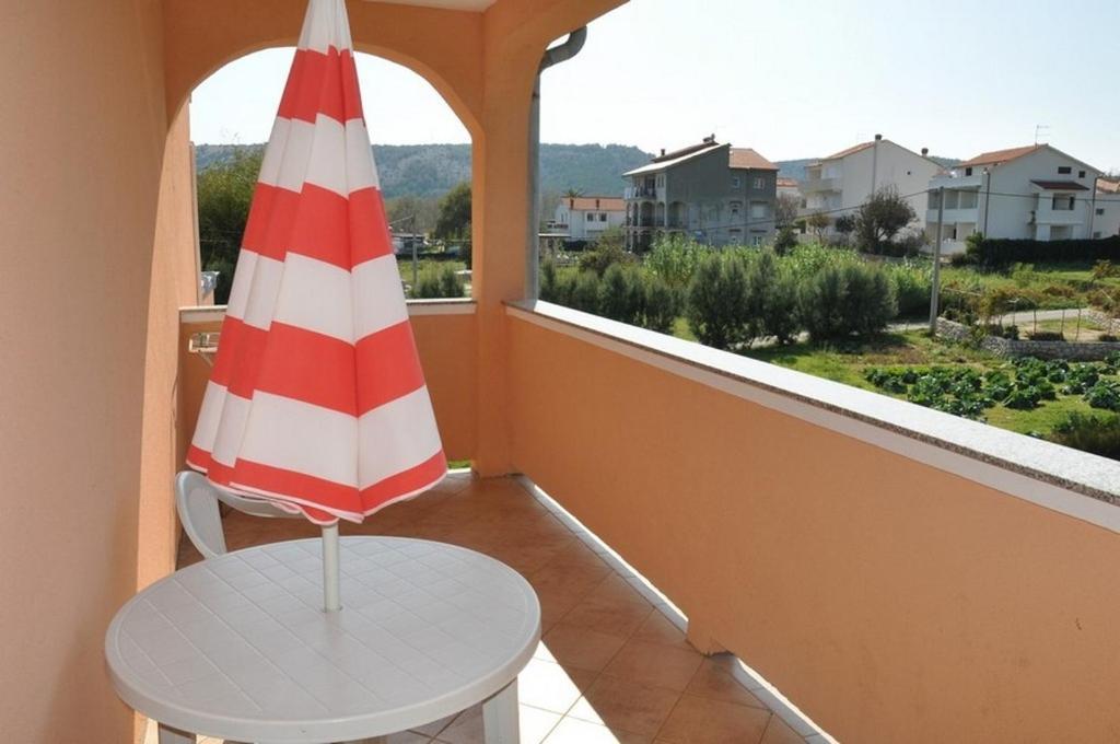 Apartments With A Parking Space Lopar, Rab - 16680 מראה חיצוני תמונה
